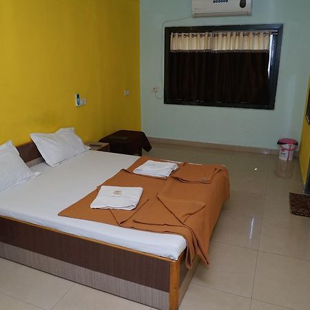 Hotel Umesh ダマン エクステリア 写真
